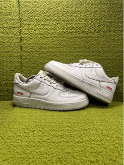 Supreme X NIKE AIR FORCE 1