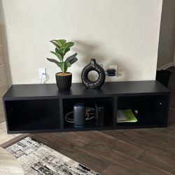 Ian Media Stand, Black