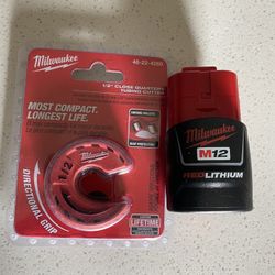 Milwaukee Battery M 12 In 1/2 Close Quarters  Tubing  Cutter Condision New 