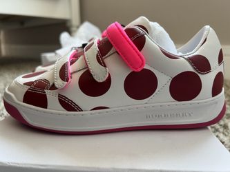 NEW KIDS BURBERRY SNEAKERS SIZE 1 And 2 