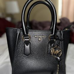 Brand New  Michael kors Purse