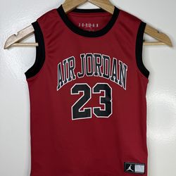 Nike Air Jordan 23 Jersey Kids Size 5 6 Red Youth Basketball