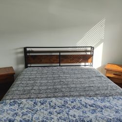 Queen Size Bed w/ End Tables & Mirror