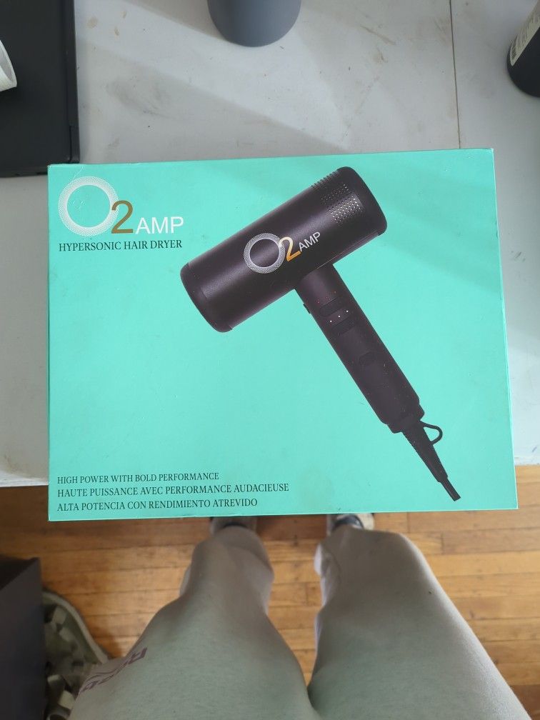 O2 Amp Hypersonic Hair Dryer