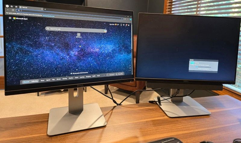 Dull Monitor