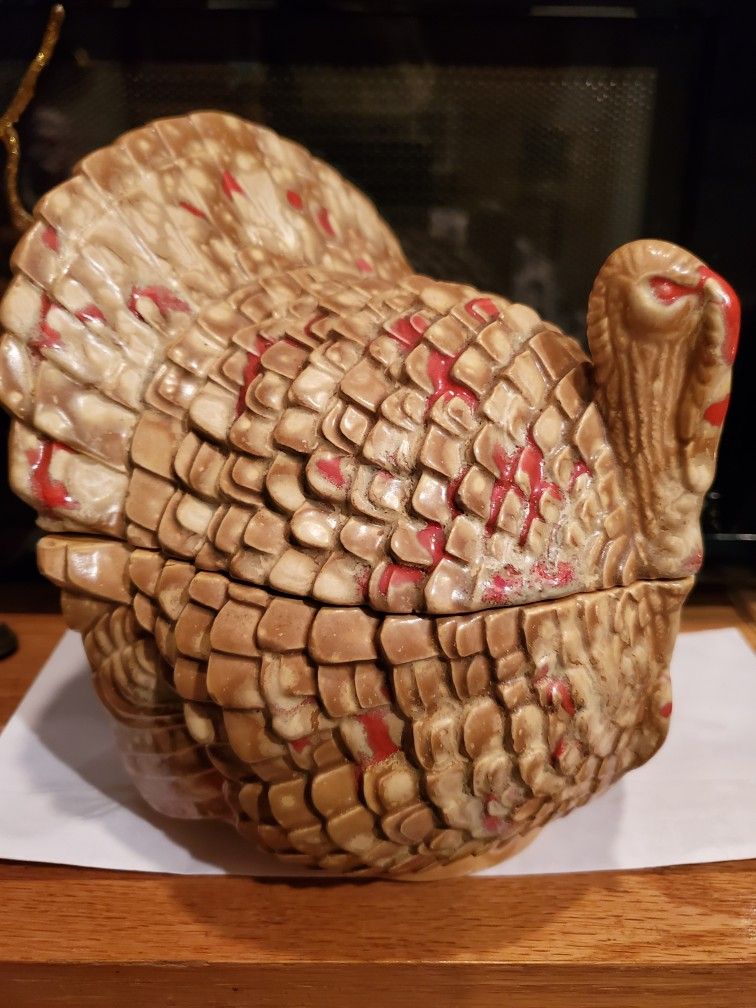 Turkey Lidded Candy Bowl & Wilton 1979 Cake Pan