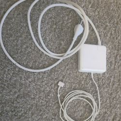20 volt MacBook Power Supply