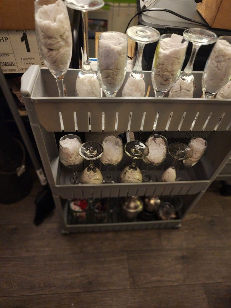 Bar Starter Cart (Please NO "is it available" message)