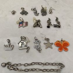 Charms And Bracelet - Adorable / Eclectic 