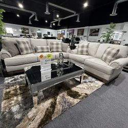 2 Pc Sofa And Loveseat 