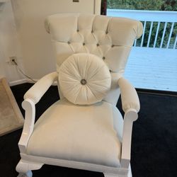 Full Couch With Chairs 