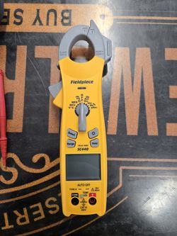 Field Piece Volt Meter