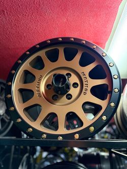 17x8.5” METHOD WHEELS “MR305”