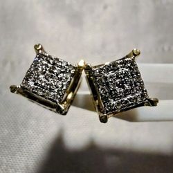 Princess cut 1/2 Carat Diamond stud earrings on 14k yellow gold
