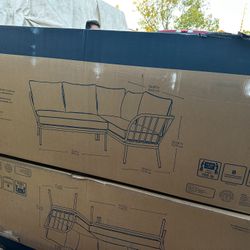 brand mew patio set