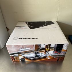 Audio-Technica Consumer AT-LP70XBT Fully Automatic Belt-Drive Turntable with Bluetooth