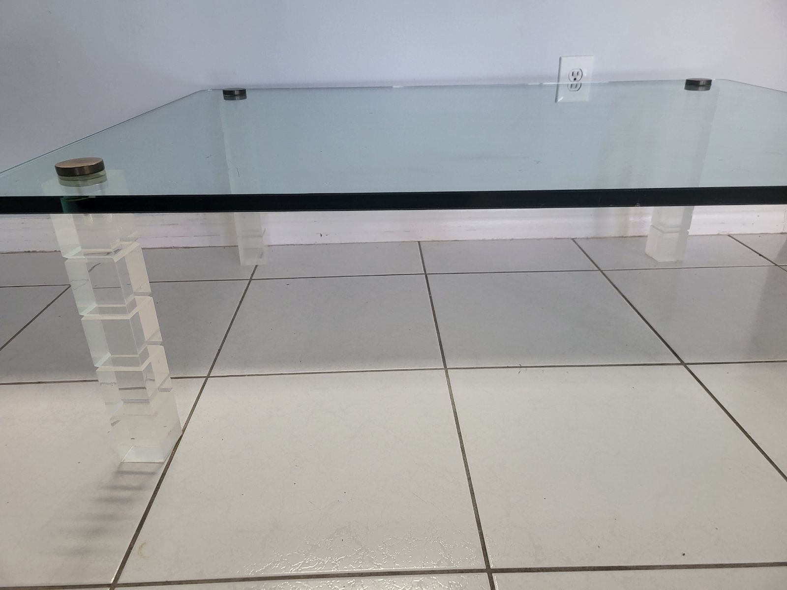Glass table 