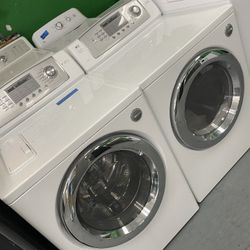 set washer and dryer gas use like new perfect working 