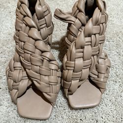 Heels Size 7 