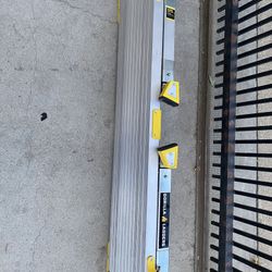 Gorilla Ladder Stand 