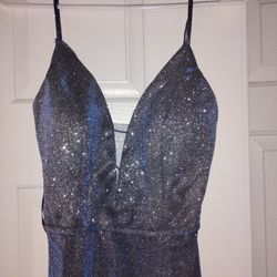 Beautiful Dresses Still In Plastic Only Worn Once Size 6