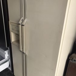 Whirlpool Fridge 