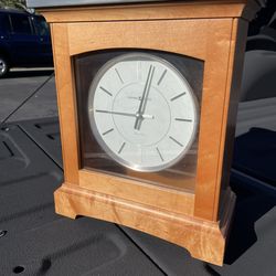 Howard Miller Anniversary Clock