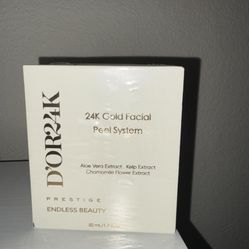 Brand New Facial 24k Gold Peel 