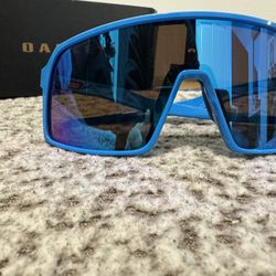 Oakley Sutro