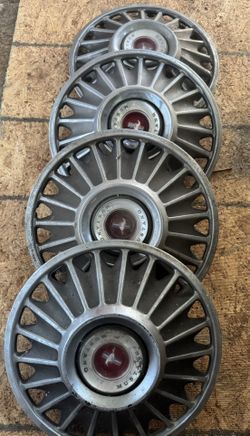 1965 Mustang Hub Caps