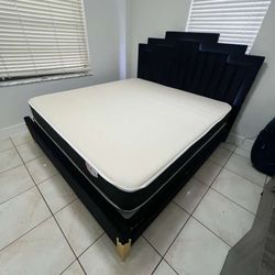 Vendo Cama Queen Con Colchon 