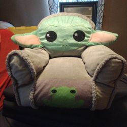 Baby Yoda Seat
