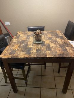 Dining room table