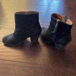 Steven Black Women Booties Size8