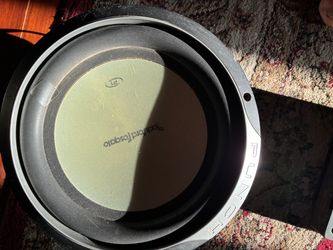 10 “ 300 watt max Rockford fosgate sole