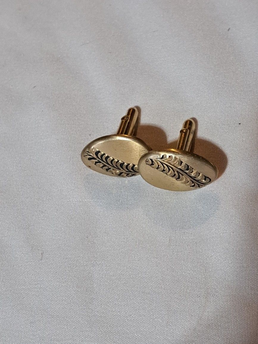 Vintage swank Oval leaf cufflinks