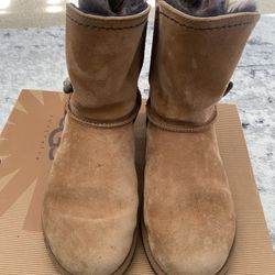 Tan Ugg Boots