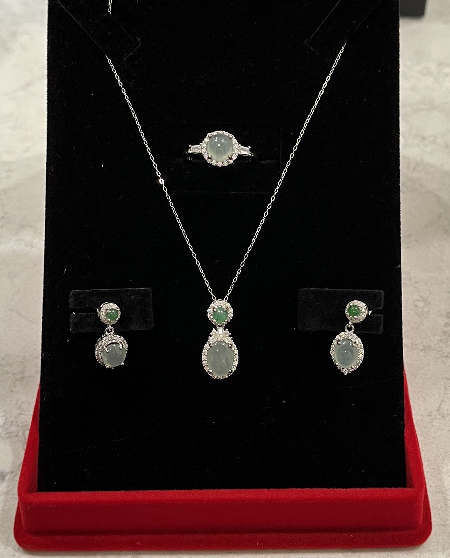 New Grade A Jade Jadeite S925 Sterling Silver Jewelry Set, Necklace, Ring, Earrings
