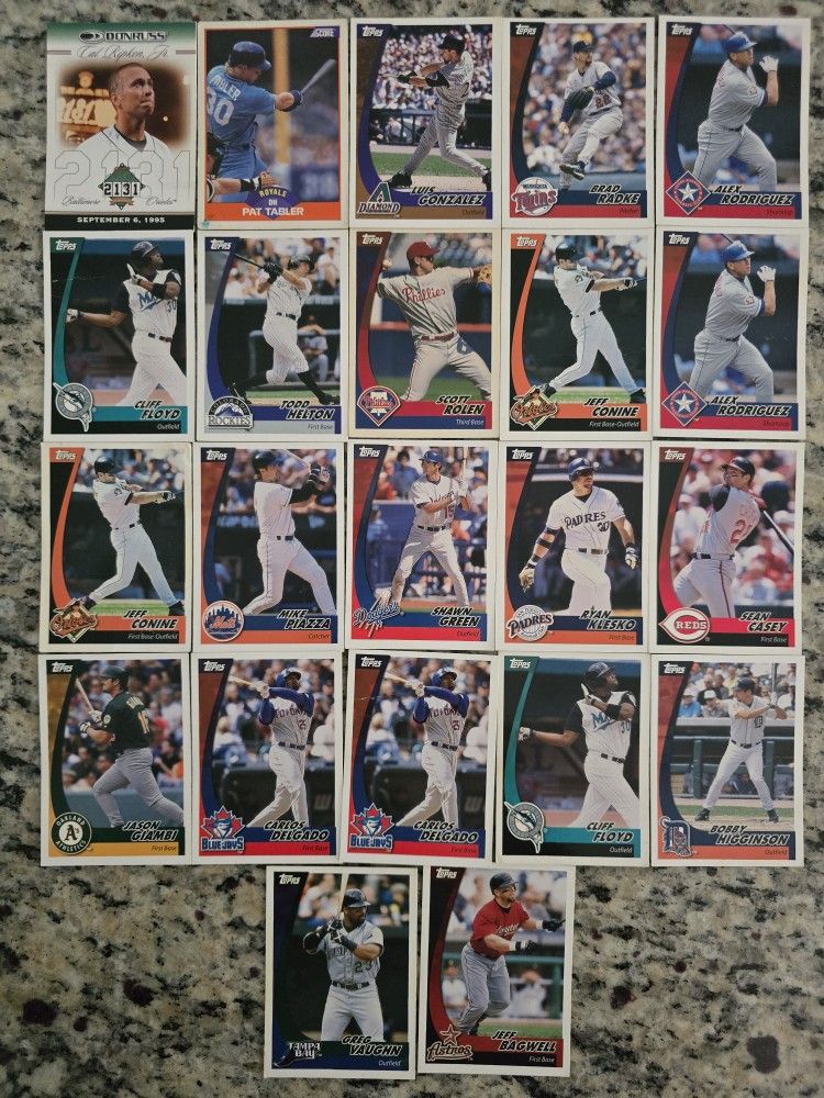 Topps MLB Major League Baseball trading Cards Set of 22