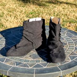 Dream Out Loud Selena Gomez Tatianna Black Ankle Booties Ribbon Strap Sz 7M EUC