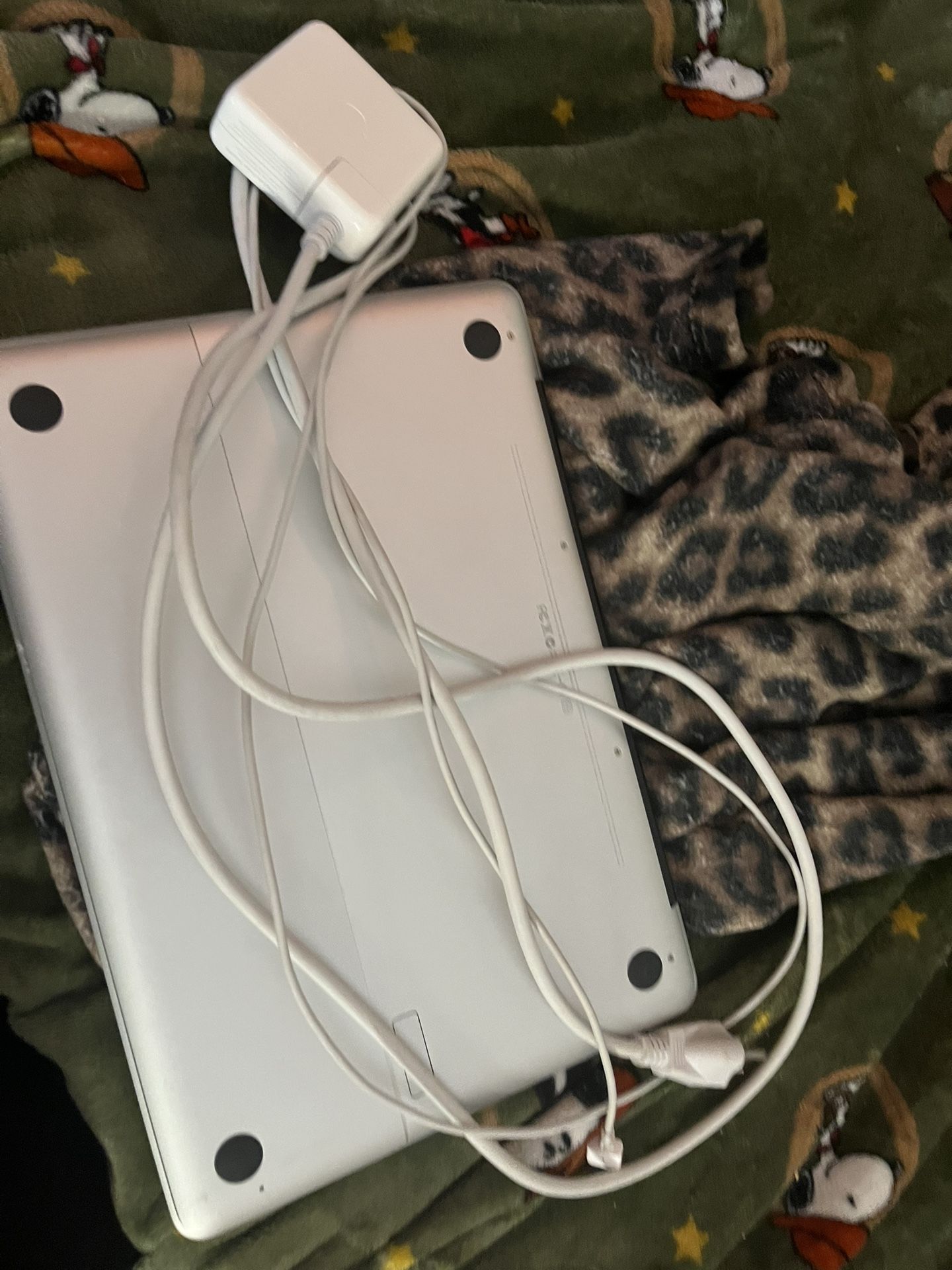 Apple MacBook 2012