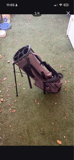 Wilson Eco golf bag, lightweight carry bag