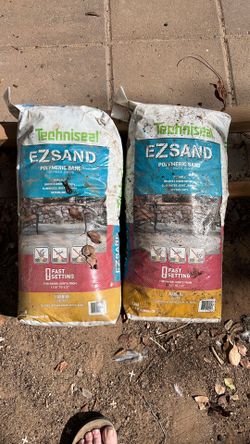 Polymeric Sand in Tan
