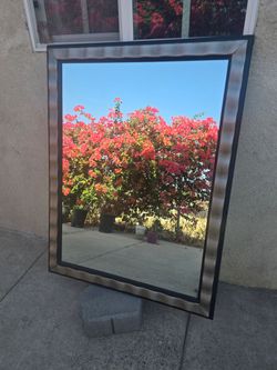 Rectangular wall silver/black wavy textured mirror, 32"x42"