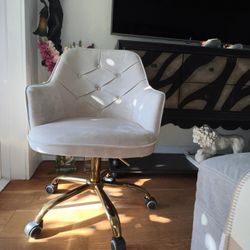 BEAUTIFUL Velvet Chair Beige With Gold base RARE