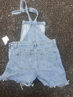 Fashion Nova Denim overalls shorts