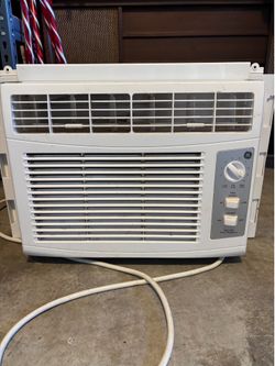 AC unit for a window