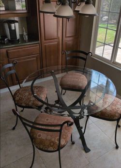 Round glass table