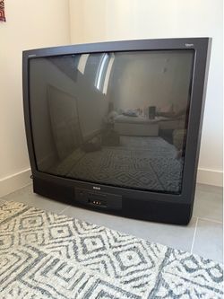 RCA 36 inch T.V. (Rare) Great for old school gaming and movie watching
