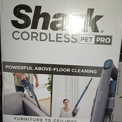 SHARK PET PRO CORDLESS STICK VACCUM 